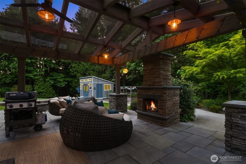 Property photo for 16915 226th Avenue Ne, Woodinville photo 32