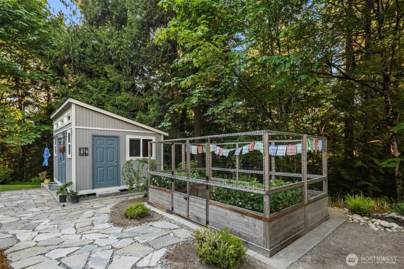 Property photo for 16915 226th Avenue Ne, Woodinville photo 34