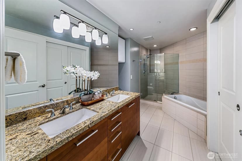 Property photo for 1920 4th Avenue #1507, Seattle photo 27