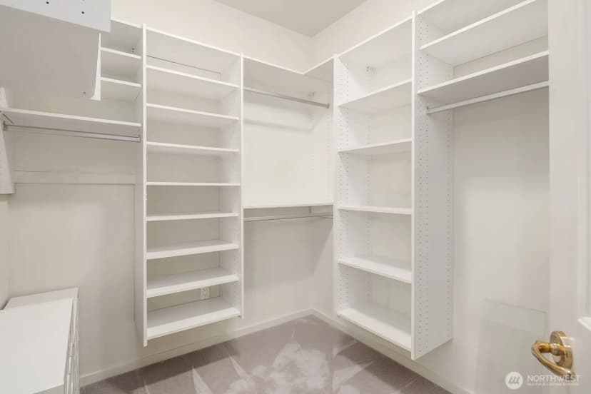 Property photo for 702 Kirkland Way #4, Kirkland photo 18
