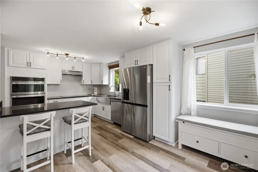 Property photo for 2721 Ne 195th Street #3, Lake Forest Park photo 3