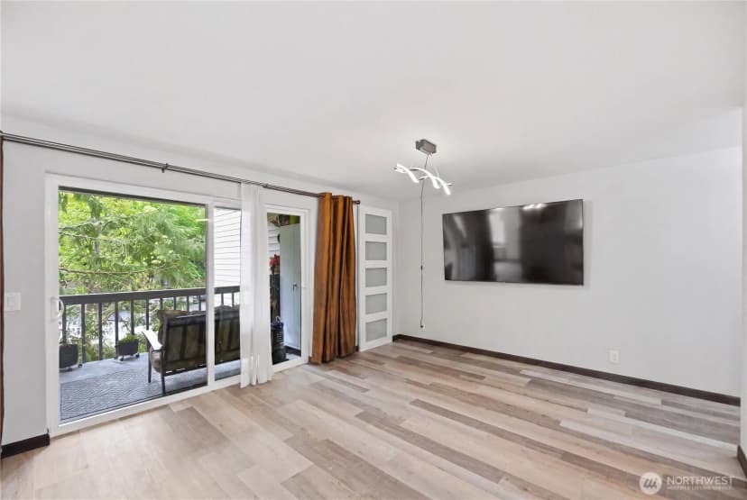 Property photo for 2721 Ne 195th Street #3, Lake Forest Park photo 8