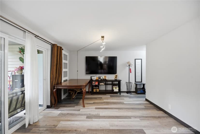 Property photo for 2721 Ne 195th Street #3, Lake Forest Park photo 14