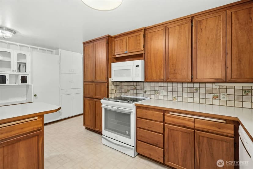 Property photo for 11805 Se 196th, Kent photo 12