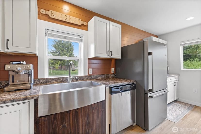 Property photo for 9007 Van Buren Road, Everson photo 10