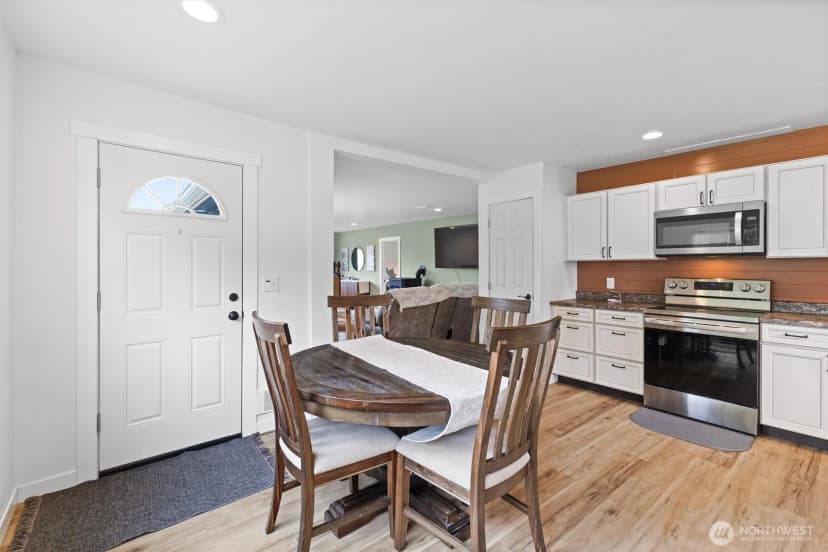 Property photo for 9007 Van Buren Road, Everson photo 24