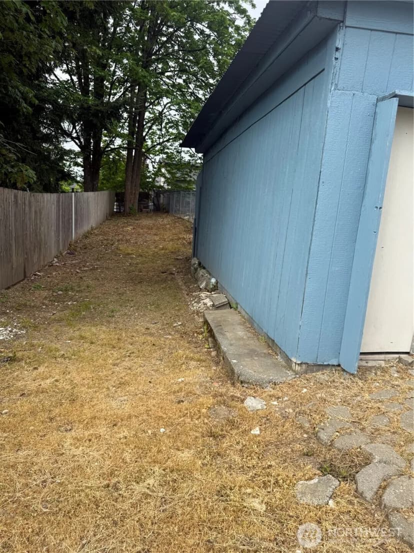 Property photo for 9804 S 252nd Street, Kent photo 17