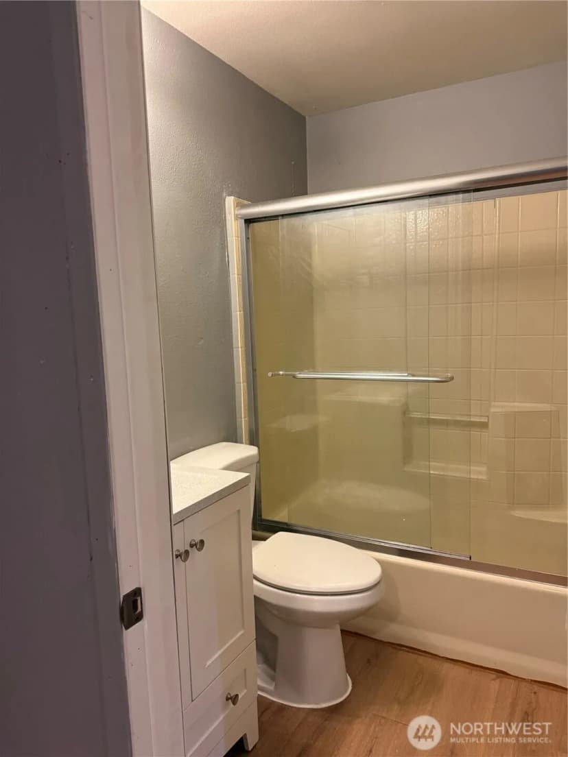 Property photo for 9804 S 252nd Street, Kent photo 8