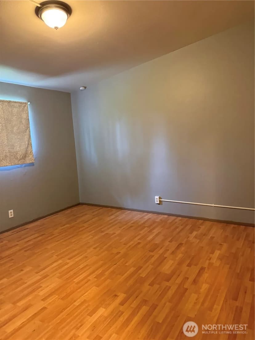 Property photo for 9804 S 252nd Street, Kent photo 10