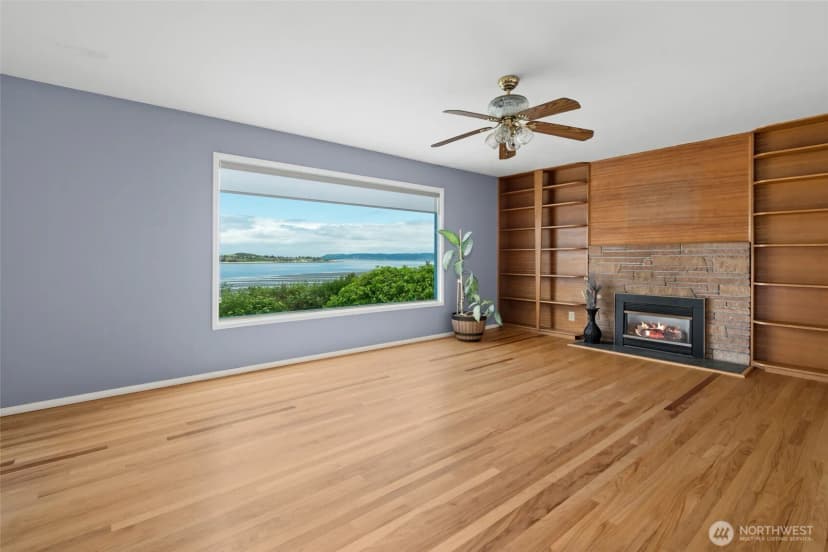 Property photo for 3224 Sw Scenic Heights Street, Oak Harbor photo 14