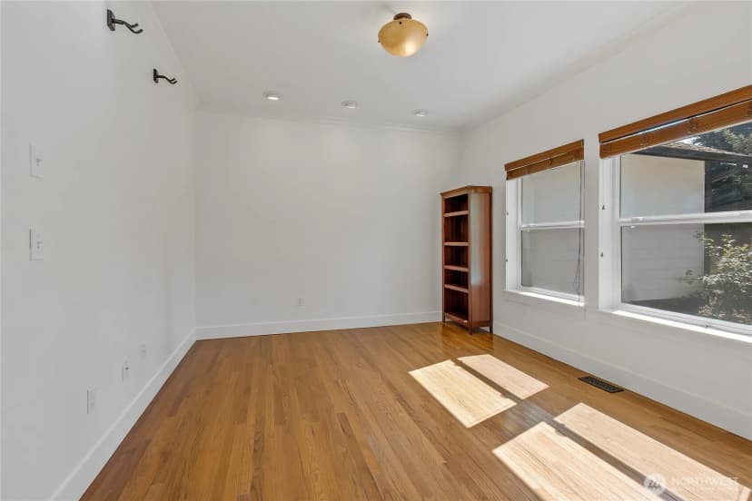 Property photo for 15325 Glenshire Place Sw, Port Orchard photo 5
