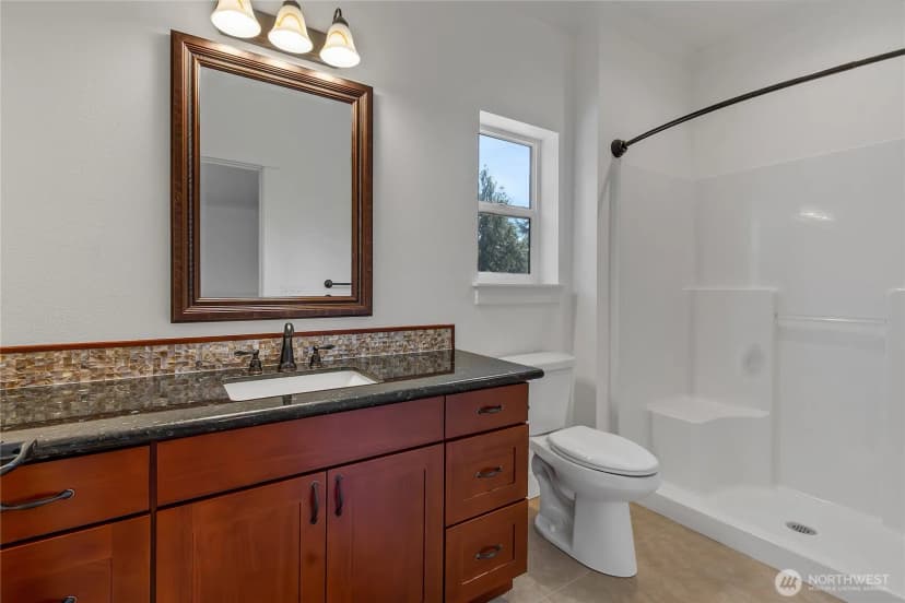 Property photo for 15325 Glenshire Place Sw, Port Orchard photo 25