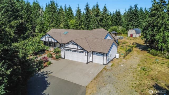 Property photo for 15325 Glenshire Place Sw, Port Orchard