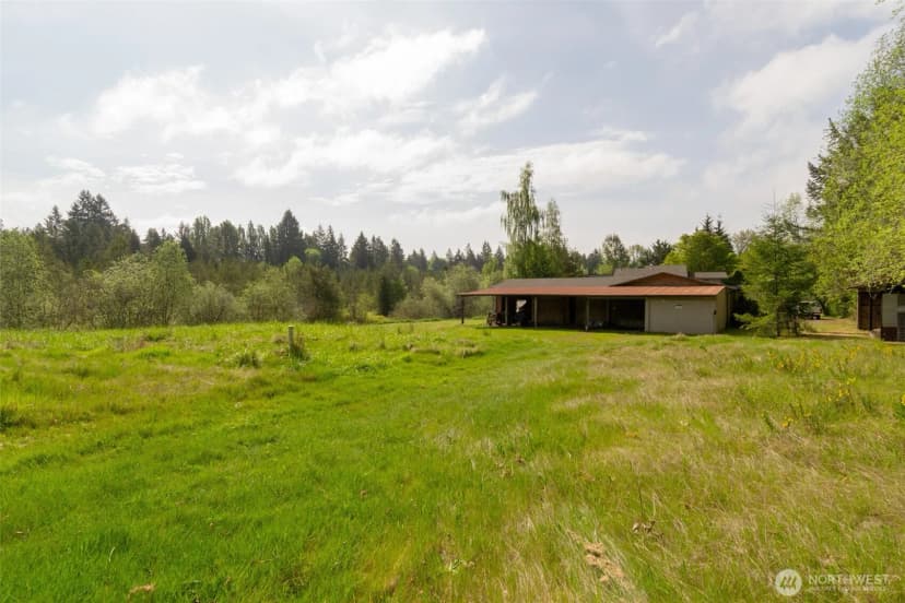 Property photo for 1526 36th Avenue W, Olympia photo 36