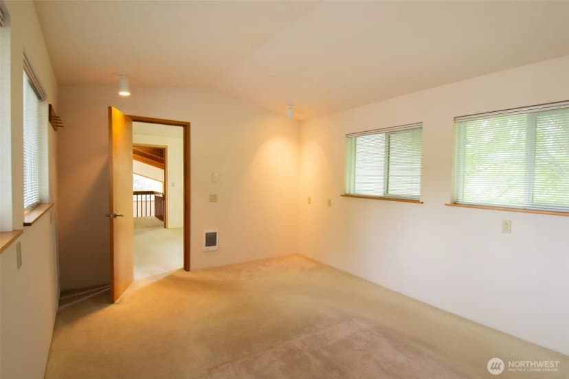 Property photo for 1526 36th Avenue W, Olympia photo 12