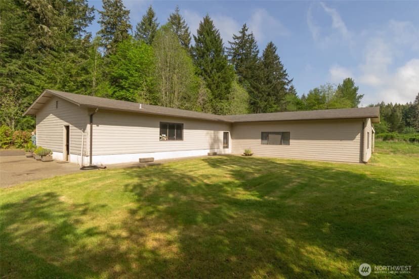Property photo for 1526 36th Avenue W, Olympia photo 25