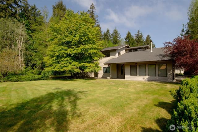Property photo for 1526 36th Avenue W, Olympia