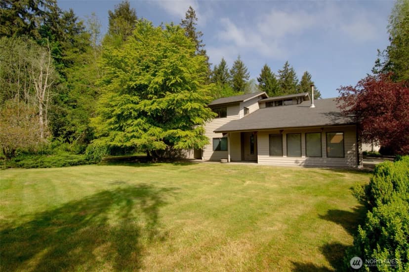 Property photo for 1526 36th Avenue W, Olympia