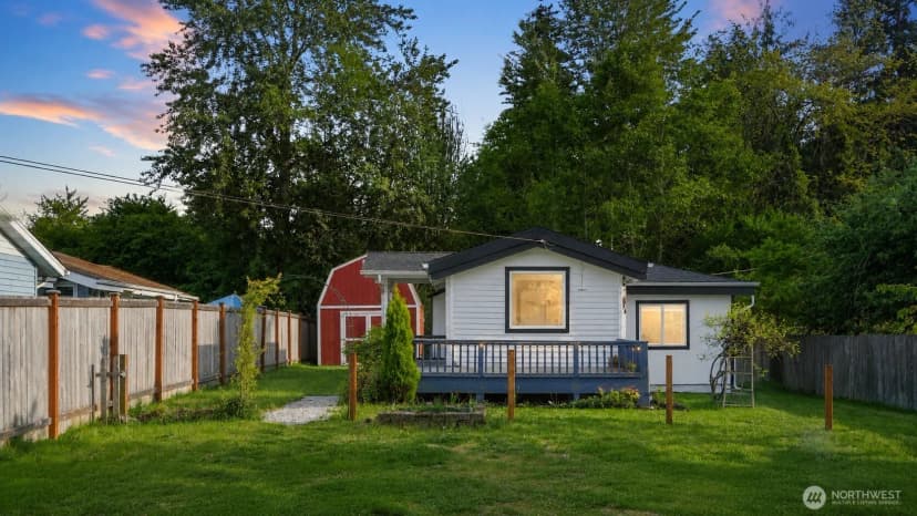 Property photo for 416 E 86th Street, Tacoma photo 4