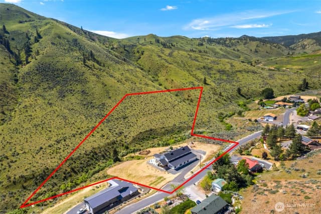 Property photo for 1541 Pitcher Canyon Road, Wenatchee photo 3