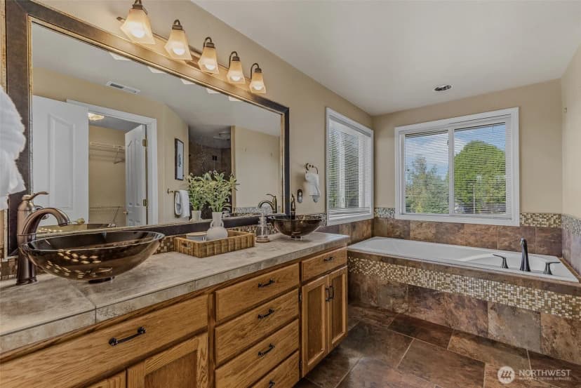 Property photo for 1268 E Spencer Court, La Center photo 28
