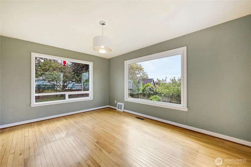 Property photo for 340 Pierce Street, Port Townsend photo 12