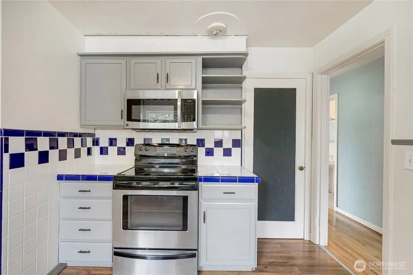 Property photo for 340 Pierce Street, Port Townsend photo 18