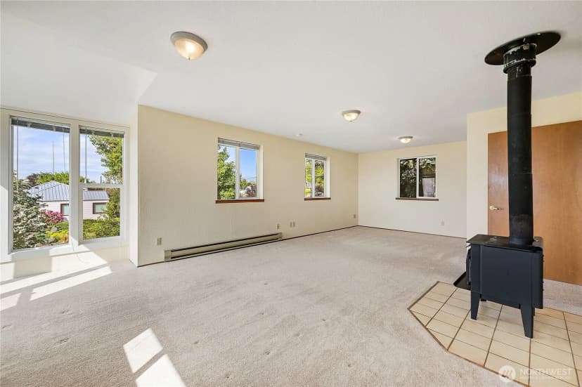 Property photo for 340 Pierce Street, Port Townsend photo 27