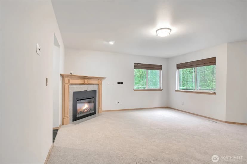 Property photo for 9430 Ne 181st Lane, Bothell photo 3