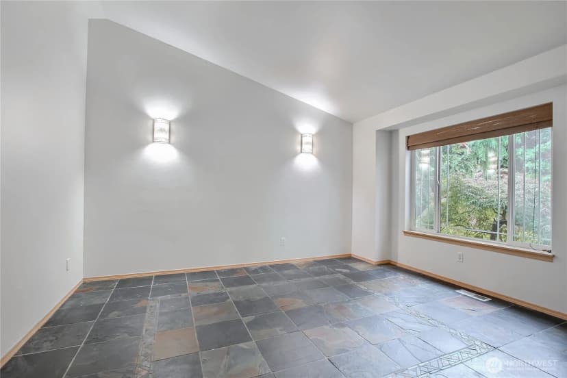 Property photo for 9430 Ne 181st Lane, Bothell photo 7