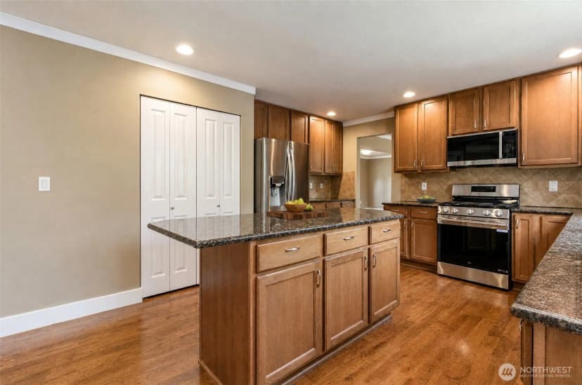 Property photo for 3000 S Mount Baker Boulevard, Seattle photo 15
