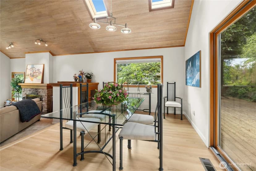 Property photo for 11750 73rd Place Ne, Kirkland photo 12