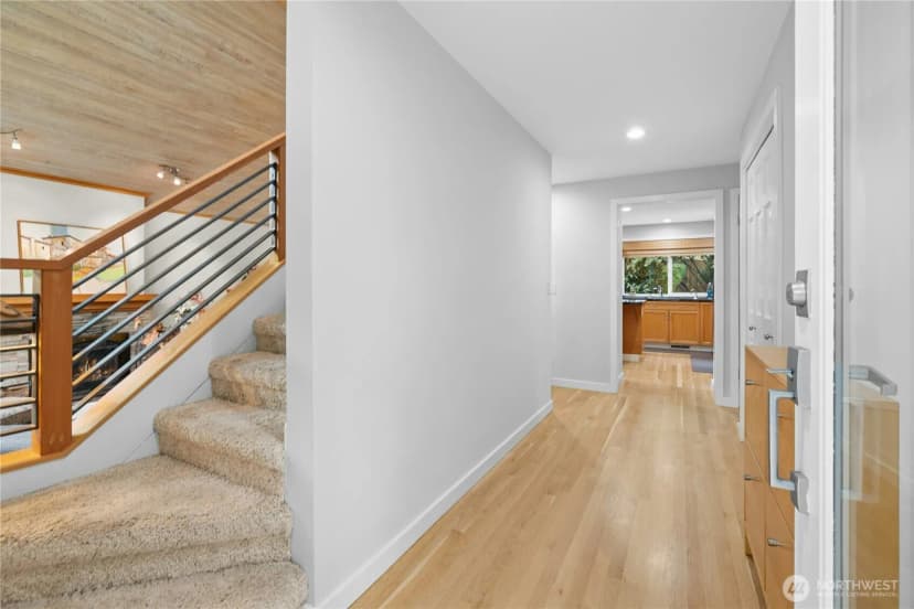 Property photo for 11750 73rd Place Ne, Kirkland photo 10