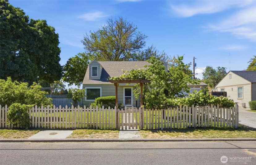 Property photo for 540 3rd Avenue Sw, Ephrata