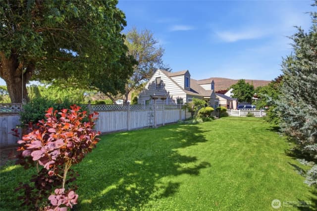 Property photo for 540 3rd Avenue Sw, Ephrata photo 4
