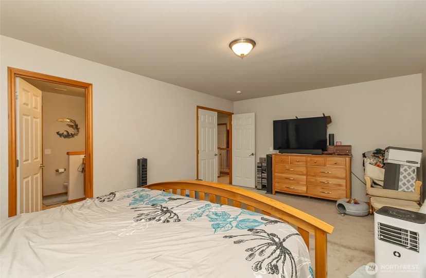 Property photo for 6822 38th Place Ne, Marysville photo 17