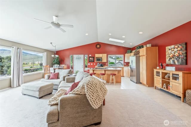 Property photo for 316 Easy Street, Wenatchee photo 5