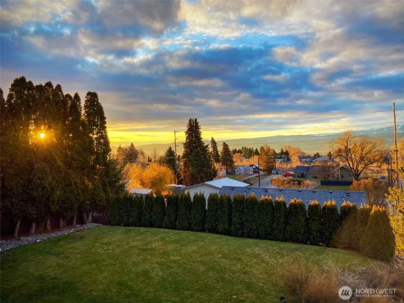 Property photo for 316 Easy Street, Wenatchee photo 35