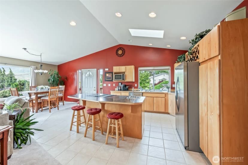 Property photo for 316 Easy Street, Wenatchee photo 7