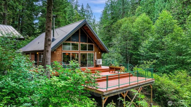 Property photo for 21 Austin Creek Lane, Bellingham