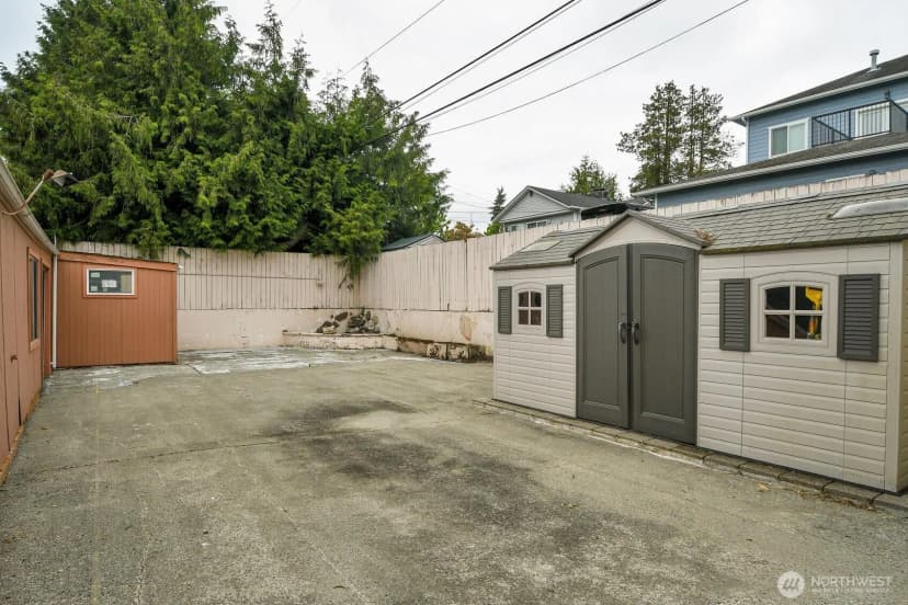 Property photo for 10820 Lake Ridge Drive S, Seattle photo 28