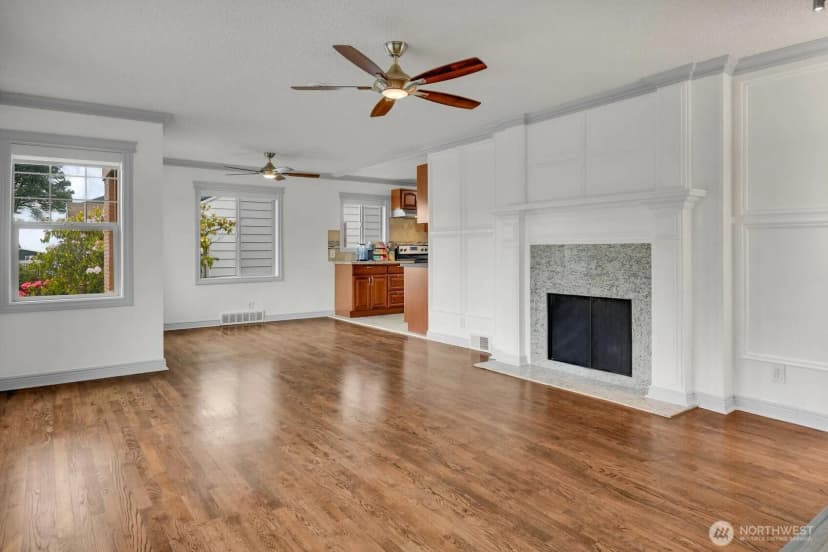 Property photo for 10820 Lake Ridge Drive S, Seattle photo 5
