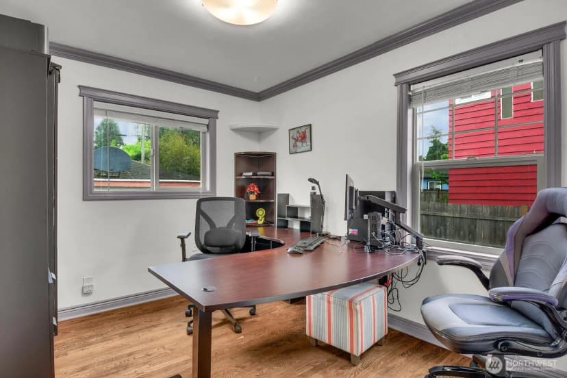 Property photo for 10820 Lake Ridge Drive S, Seattle photo 13