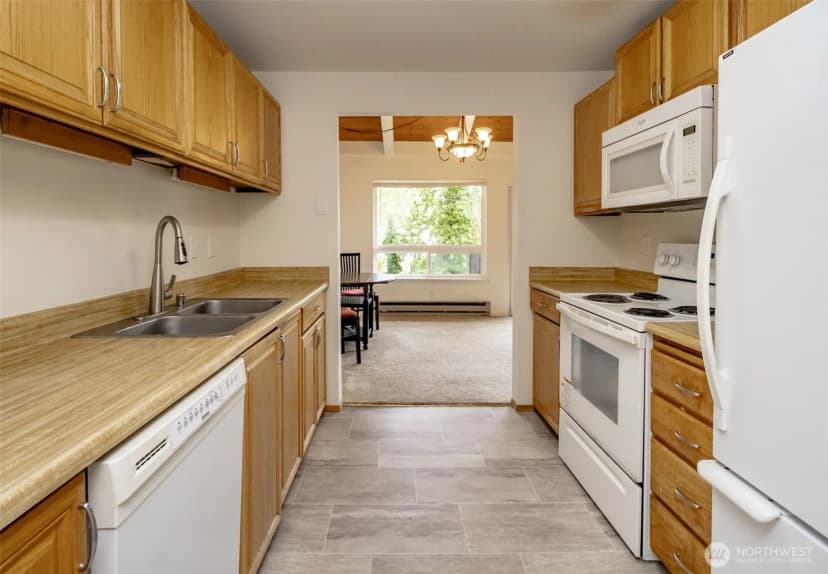 Property photo for 1710 Sw 318th Place #44d, Federal Way photo 9