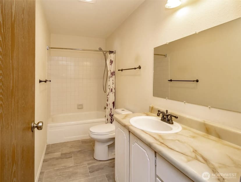Property photo for 1710 Sw 318th Place #44d, Federal Way photo 21
