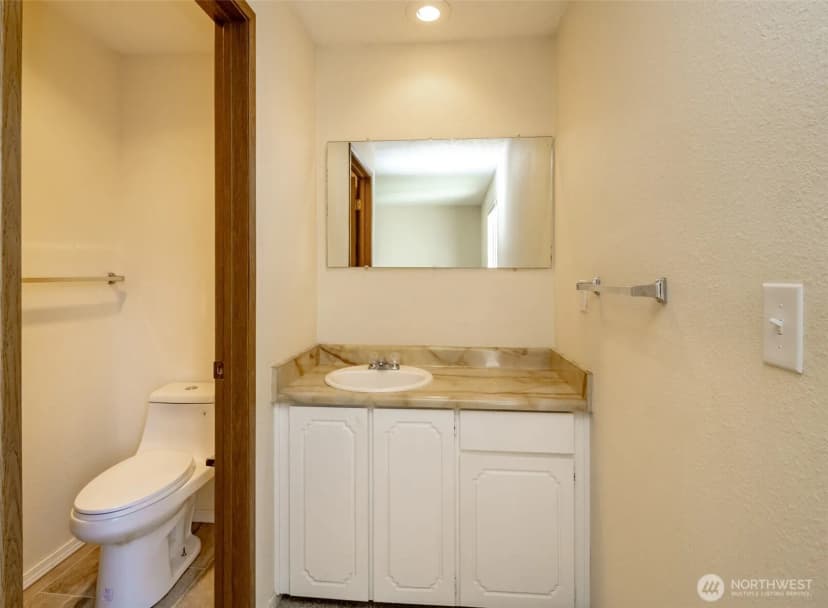 Property photo for 1710 Sw 318th Place #44d, Federal Way photo 16