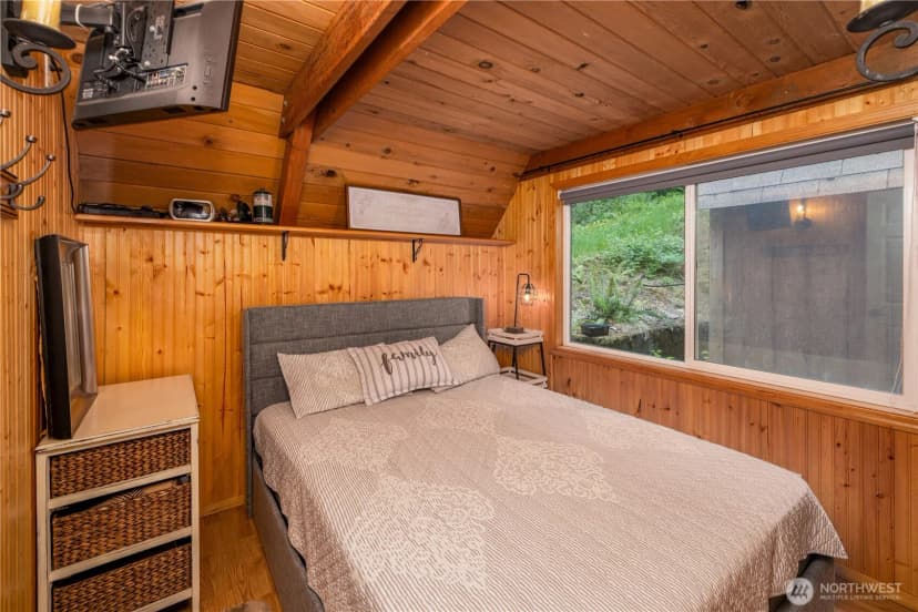 Property photo for 33474 S South Shore Drive, Mount Vernon photo 11
