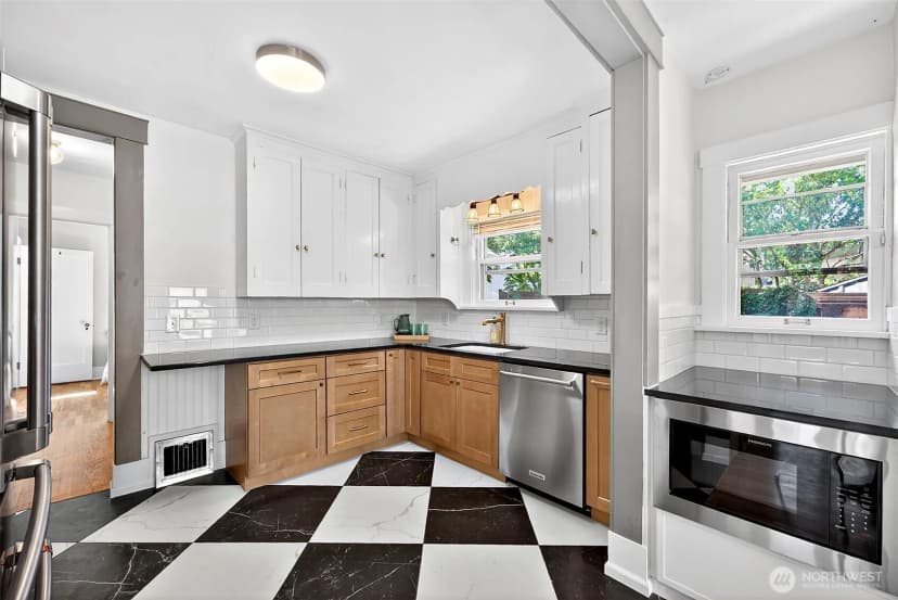 Property photo for 3944 N 30th Street, Tacoma photo 13