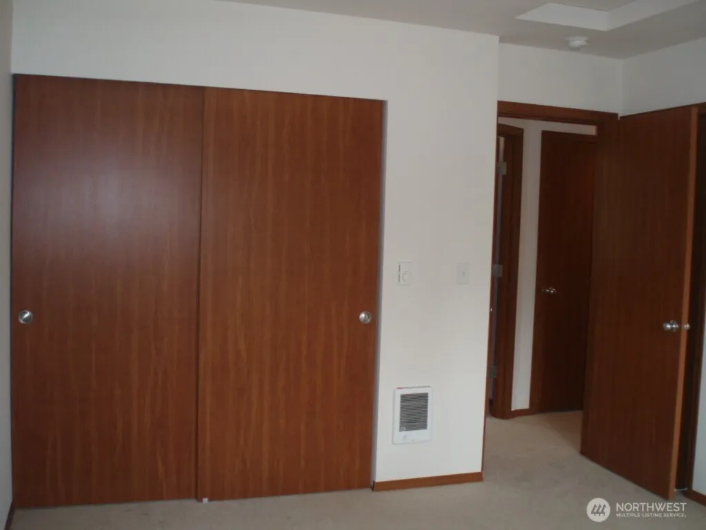 Property photo for 7223 Vandermark Road E, Bonney Lake photo 15