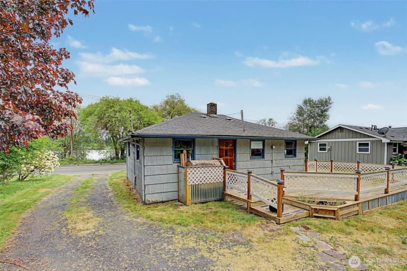 Property photo for 4435 Black Lake Blvd Sw, Olympia photo 15